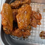 Stingin honey garlic wings 20 pcs